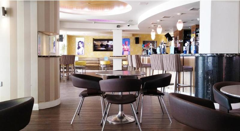 Hotel Legends Hove