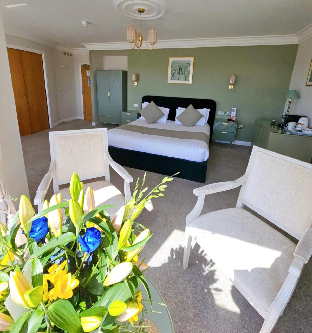 Legends Hotel 3*